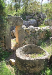 חורבת דנעילה 208x300 1